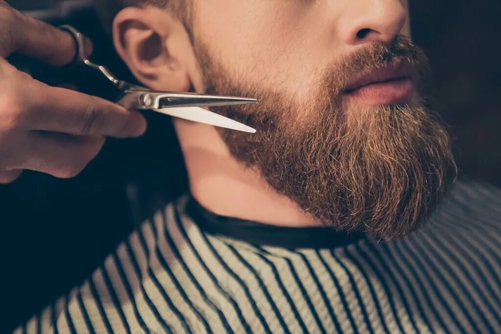Борода барбер. Стрижка бороды. Бороды мужские стильные. Моделирование бороды. Бритое барбершоп