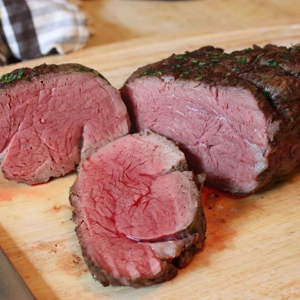 Вырезка говяжья филейная. Beef tenderloin. Мраморная вырезка говяжья. Тендерлоин из говядины. Вырезка тендерлойн говяжий.