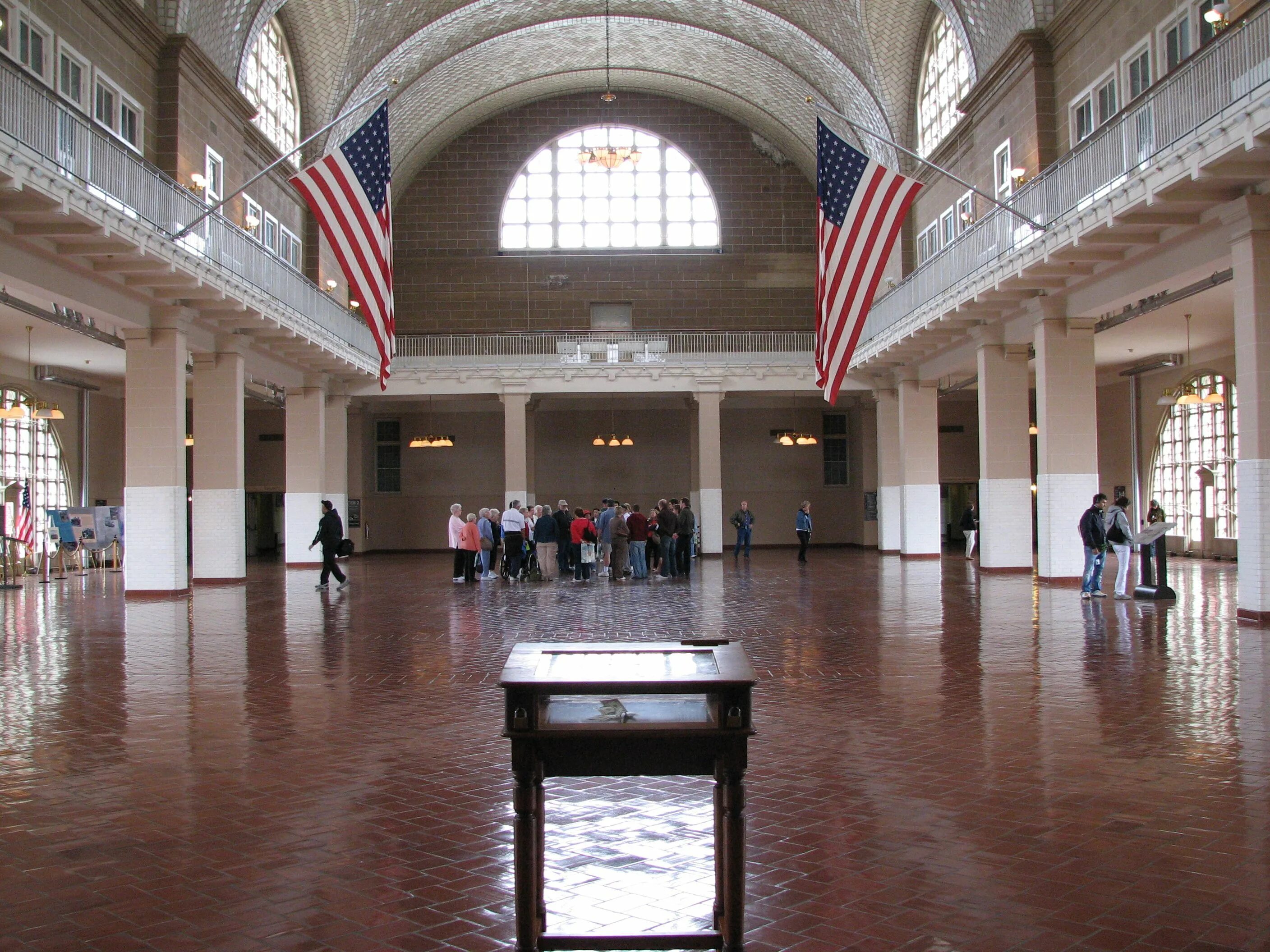 Ellis Island New York. Ellis Island Station. Ellis Island presentation.