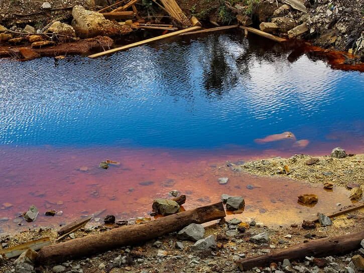 Вода в реке стала быстро прибывать