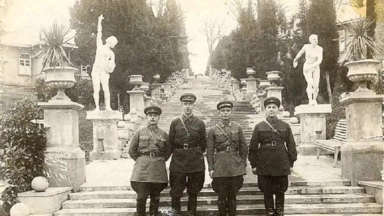 Госпиталь кисловодск. Сочи город госпиталь в годы войны 1941-1945. Кисловодск город госпиталь 1941-1945. Сочи в годы Великой Отечественной войны госпиталь. Ессентуки 1941.