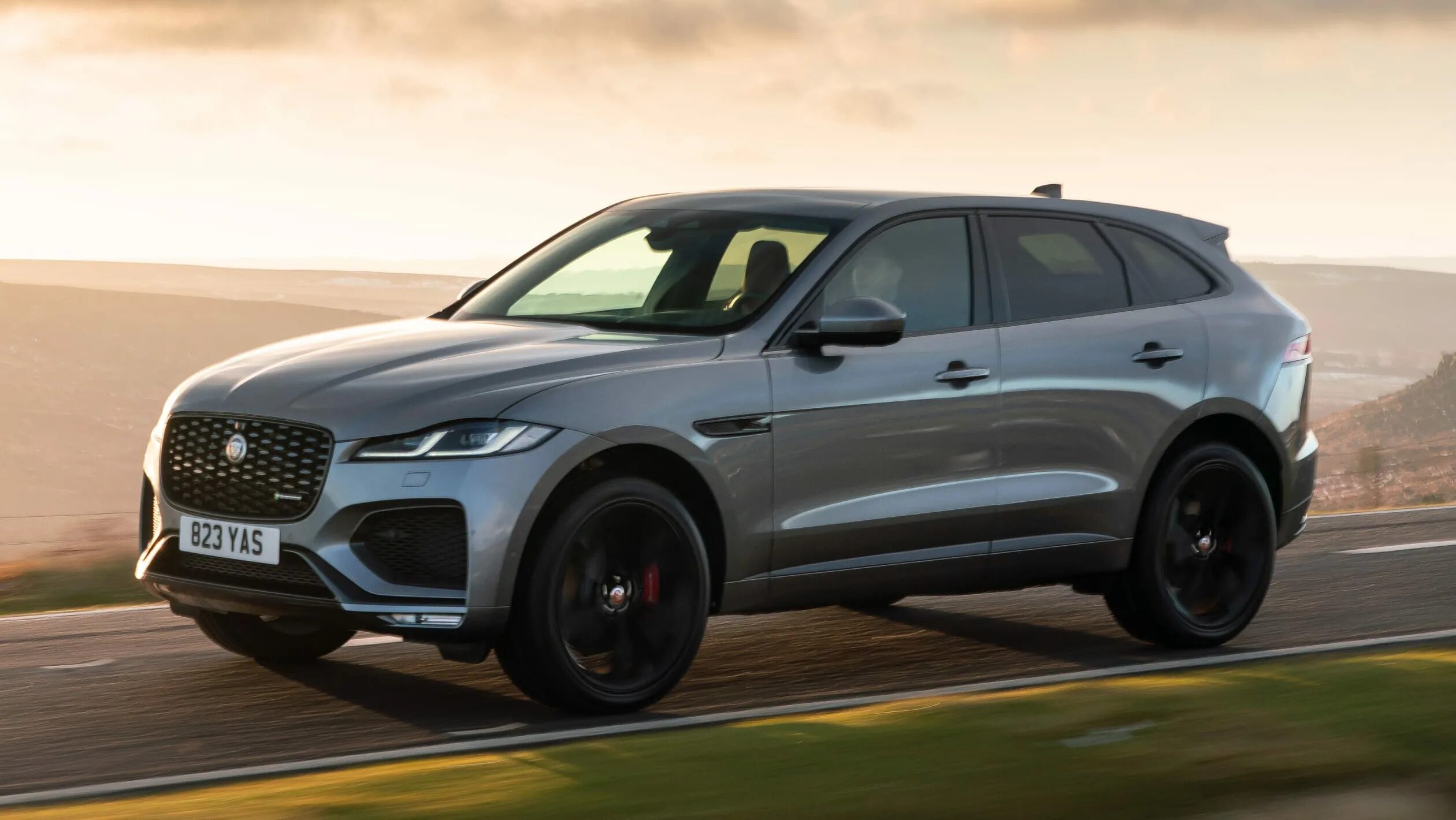 Pace 2025. Jaguar f-pace 2025. jaguar f-pace 2025. jaguar f-pace 2025. ягуар 2025 новый f-pace.