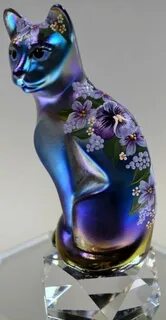 Стеклянные кошки