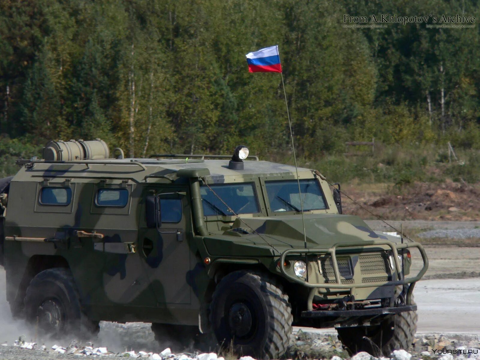 Название военных машин. ГАЗ 2330 «тигр» (КШМ Р-145бма ). Тигр бронеавтомобиль. ГАЗ тигр КШМ. Бронеавтомобиль тигр командно штабной.