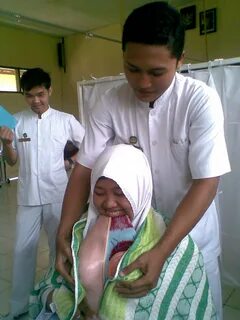 Keluar dalam