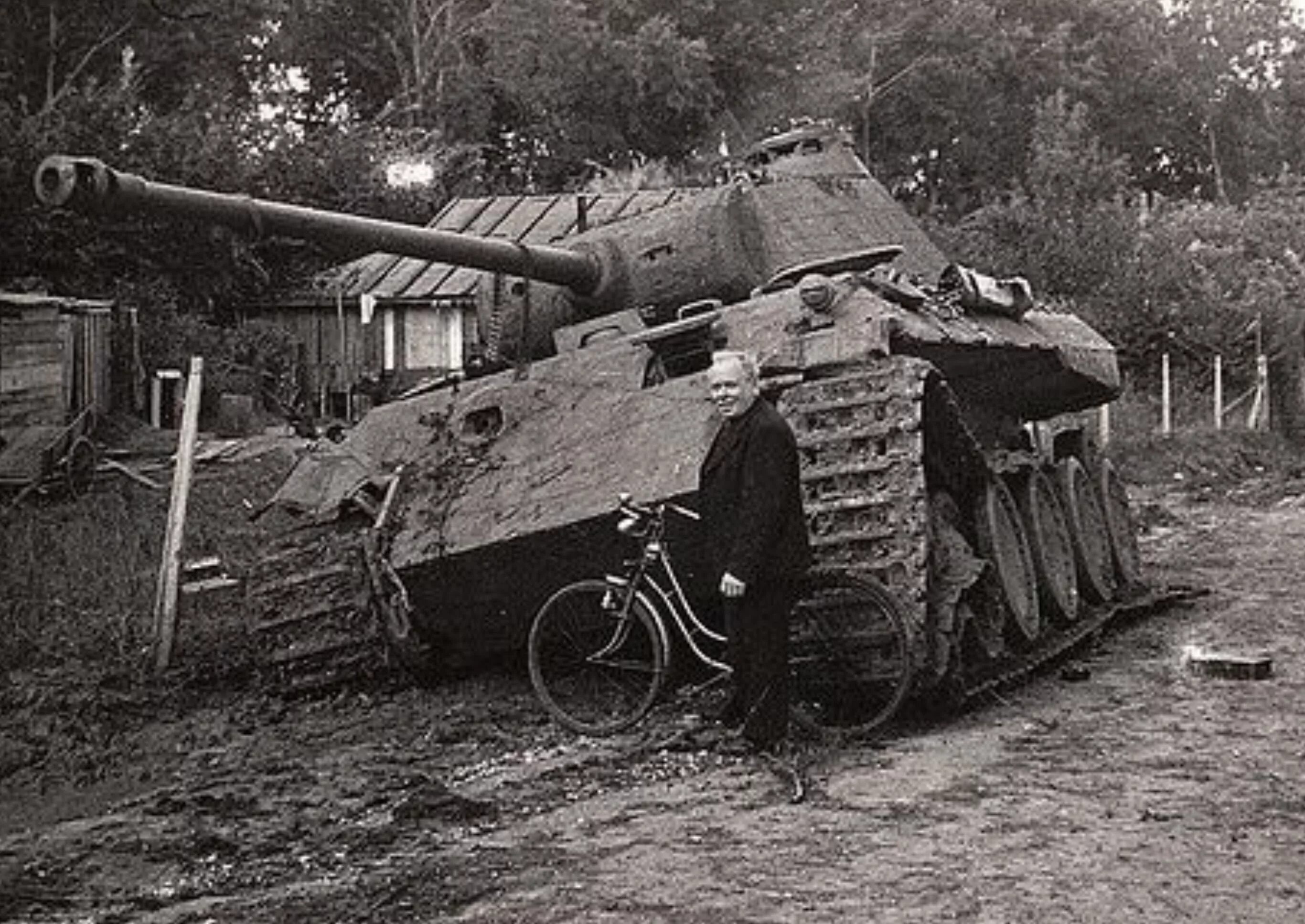 And here the famous "Cuckoo", this panther was captured and used by the 4th Cold