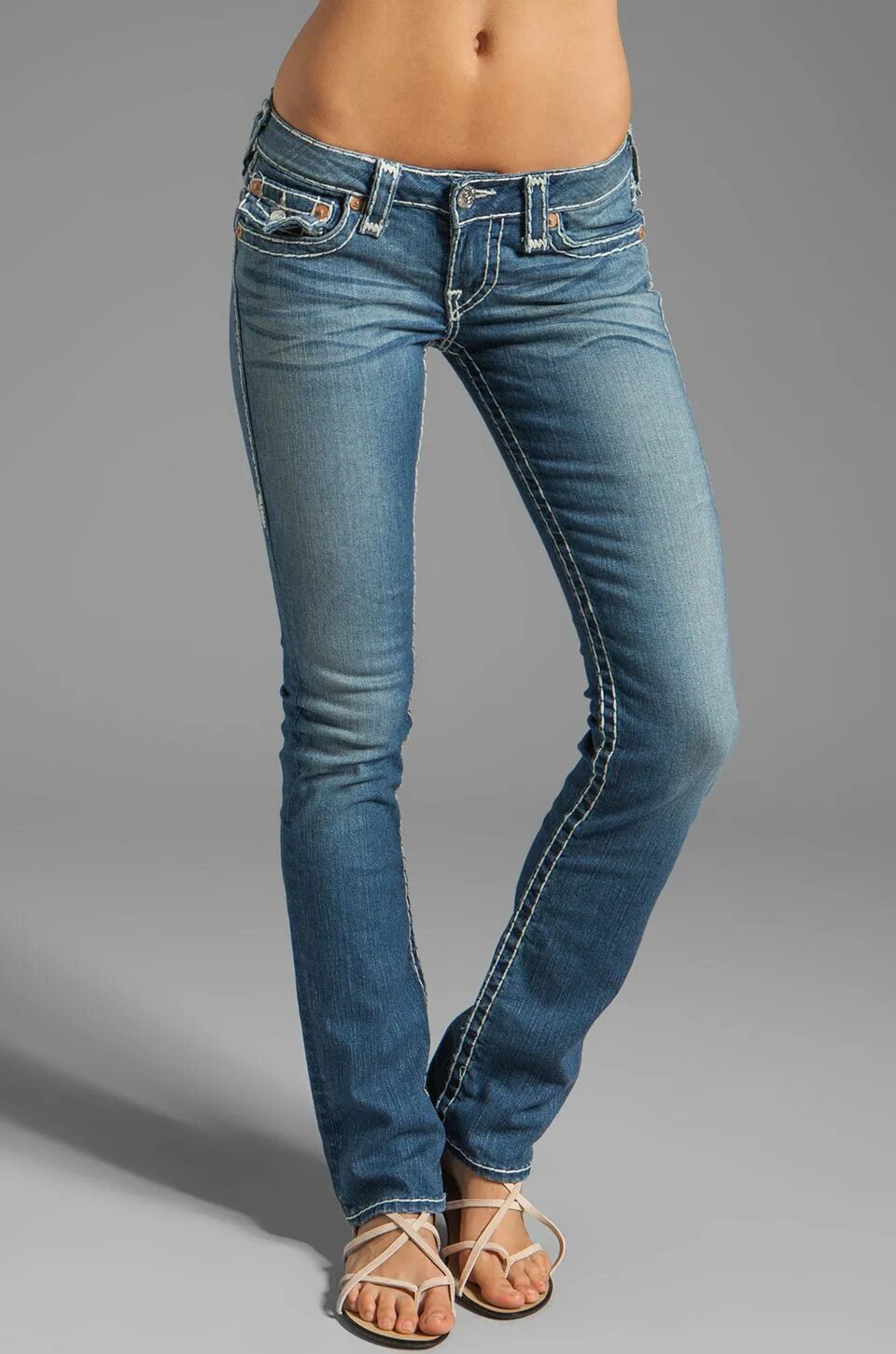 Low rise джинсы. Джинсы ультра низкая посадка. Low rise jeans. True religion джинсы скинни. Джинсы halle b.