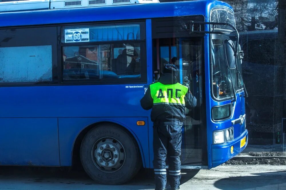 Лаз-699р турист. Автобусник. Автобусник за рулем. Автобусник. Автобусники.