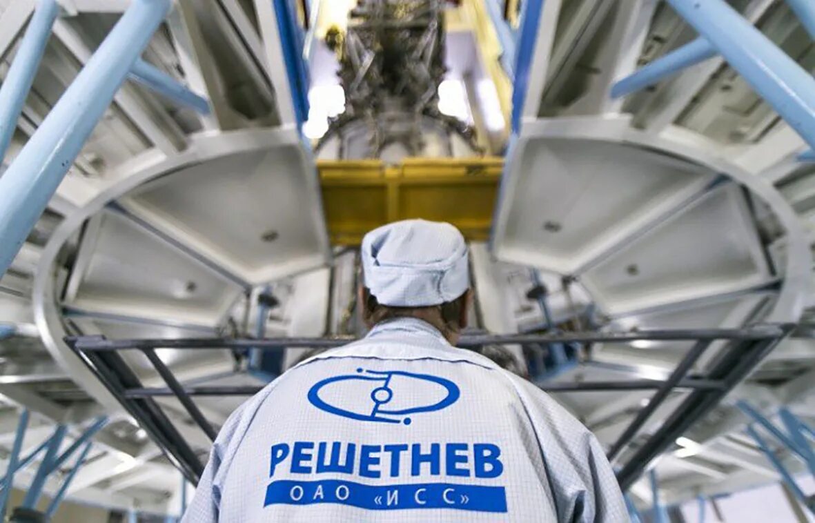 Космонавт инженер. Космос главный инженер. Хайлов роскосмос. Космос главный инженер. Инженер в космосе.