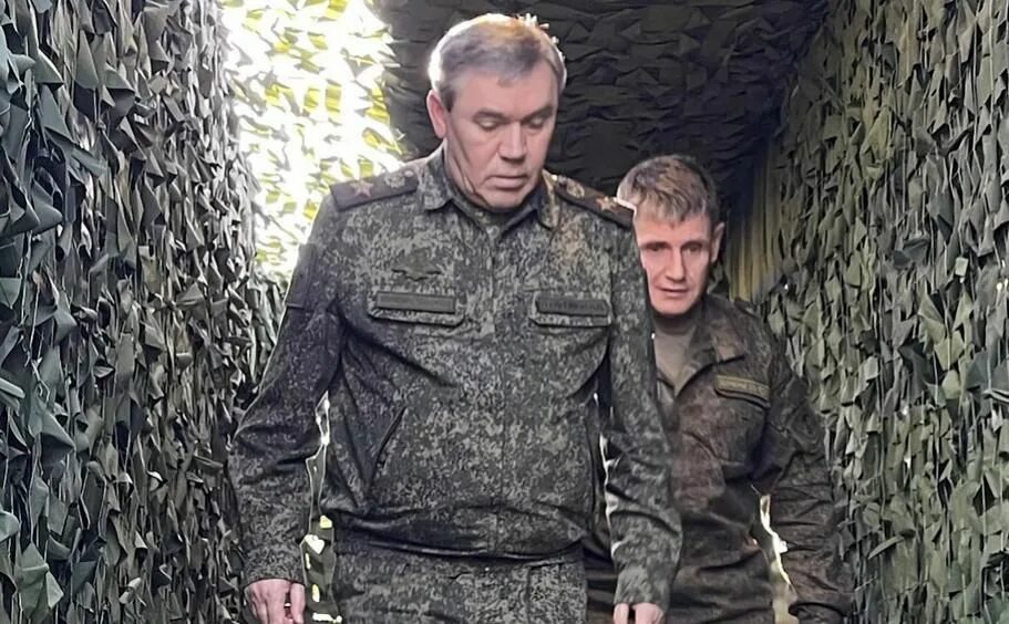 Генерал Герасимов 2023. Герасимов проинспектировал российскую группировку войск на Украине.