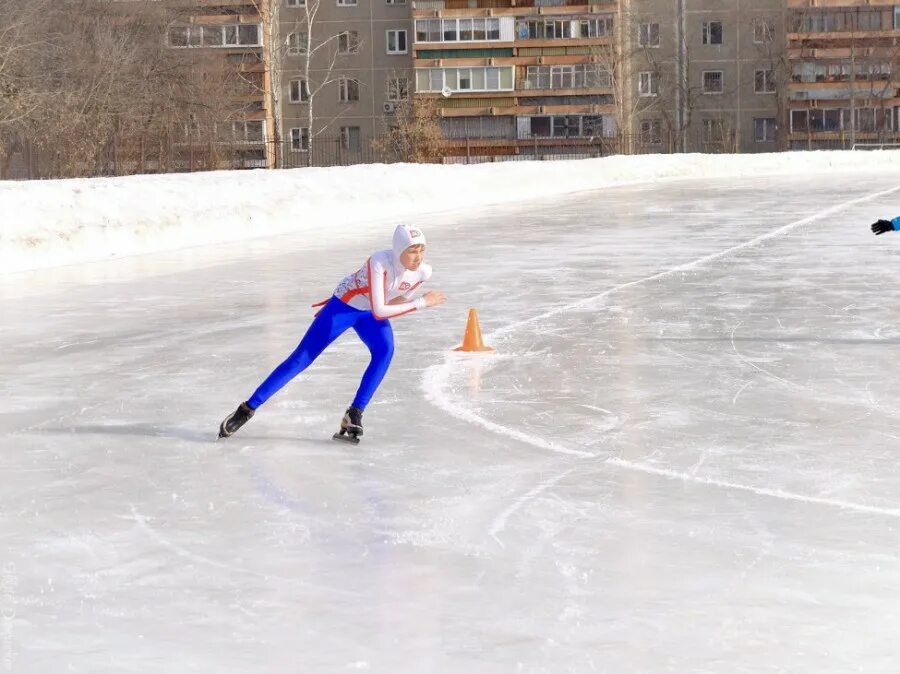 детский стадион 19. спорт школа 19 стадион екб. сш 19 екатеринбург детский стадион. кировоградская 30а каток. детский стадион 19.