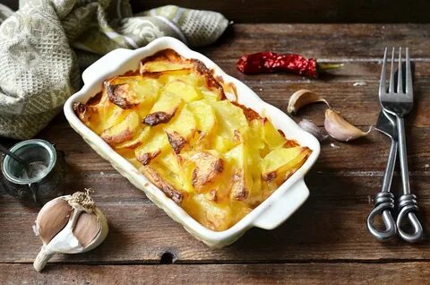 Картошка с молоком запеченная в духовке