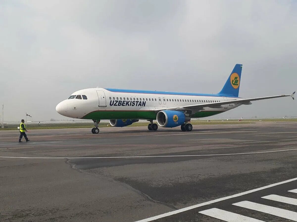 Airbus a320 uzbekistan airways. Узбекистан на самарканд санкт петербург 21. Узбекистан можно ли лететь. Узбекистан страна. Узбекистан можно ли лететь.
