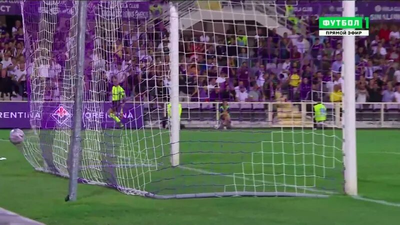 Acf fiorentina. аталанта фиорентина фото. аталанта фиорентина. в 1999 году клуб фиорентина продавал воздух. серджо фиорентини.