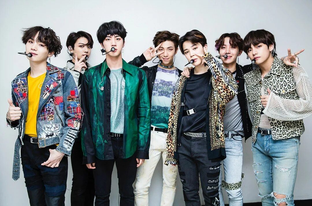 Бтс. BTS группа корейская. Группа БТС 2019. Группа корейских мальчиков BTS. Корейская мальчиковая группа BTS.