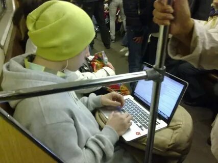 Ноутбук метро