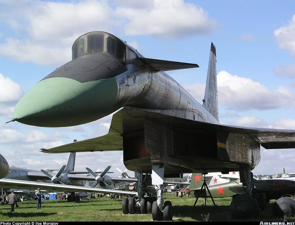 Сайт сотка. Бомбардировщик т-4-сотка. t4 сотка. т-4м самолет. су 100 т4.