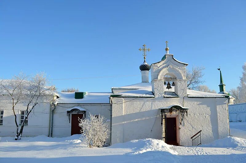 Кельи Успенского женского монастыря Тула. Успенский женский монастырь г Александров. Сретенская Церковь в Александрове. Монастырь в честь Сретения Господня Москва.