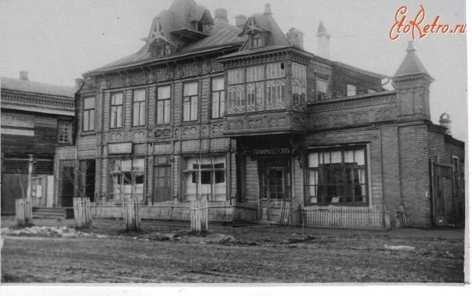 Алатырь, ул.Комсомола, перекрёсток с ул.Ленина. 1950-е