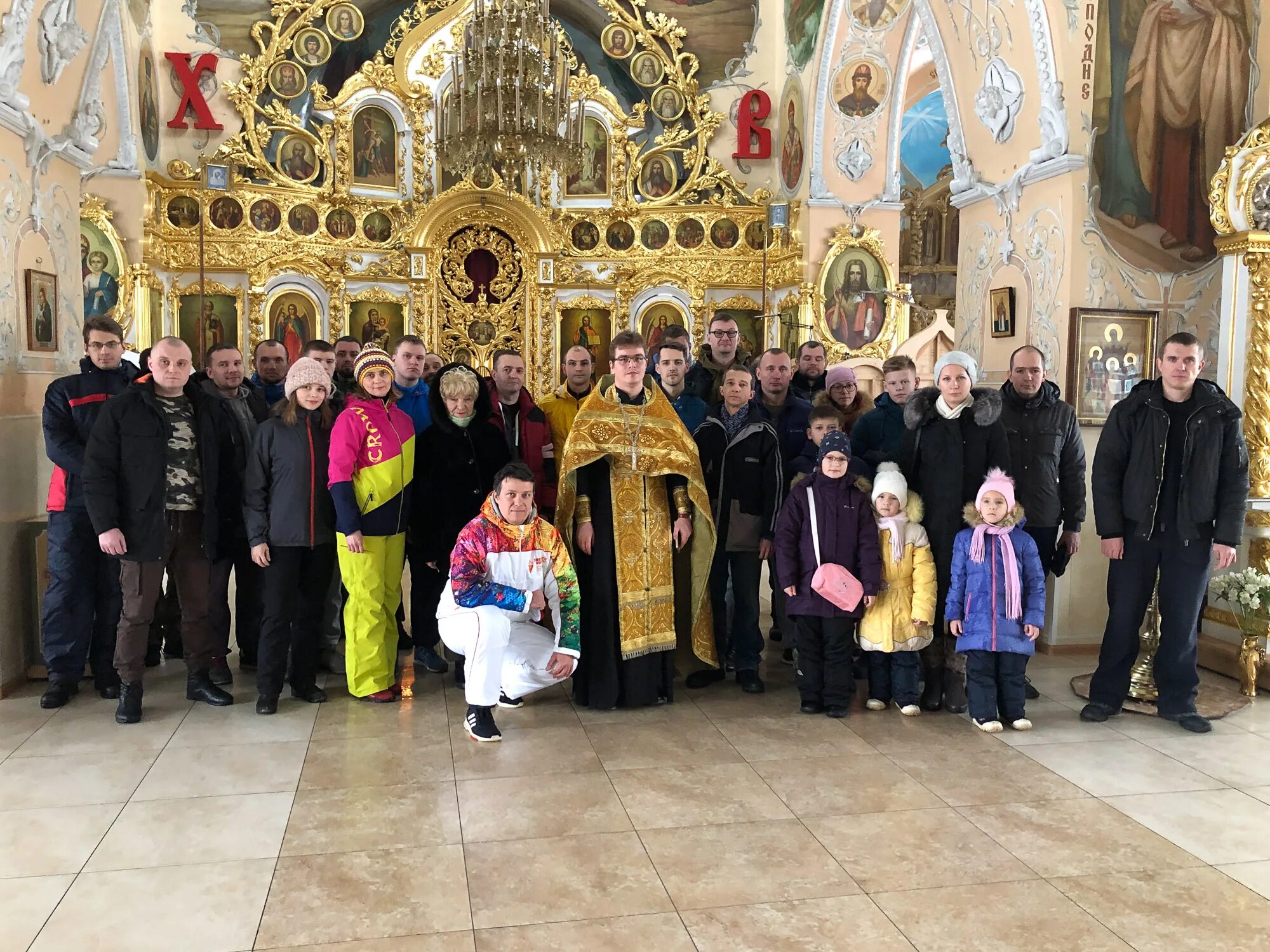 Новый год в орловской области. Богоявленская семья Орел. Православная молодежь орла. Открытие храма под орлом 25 сентября. День православной молодежи в храме Орел изумруд Адлер.