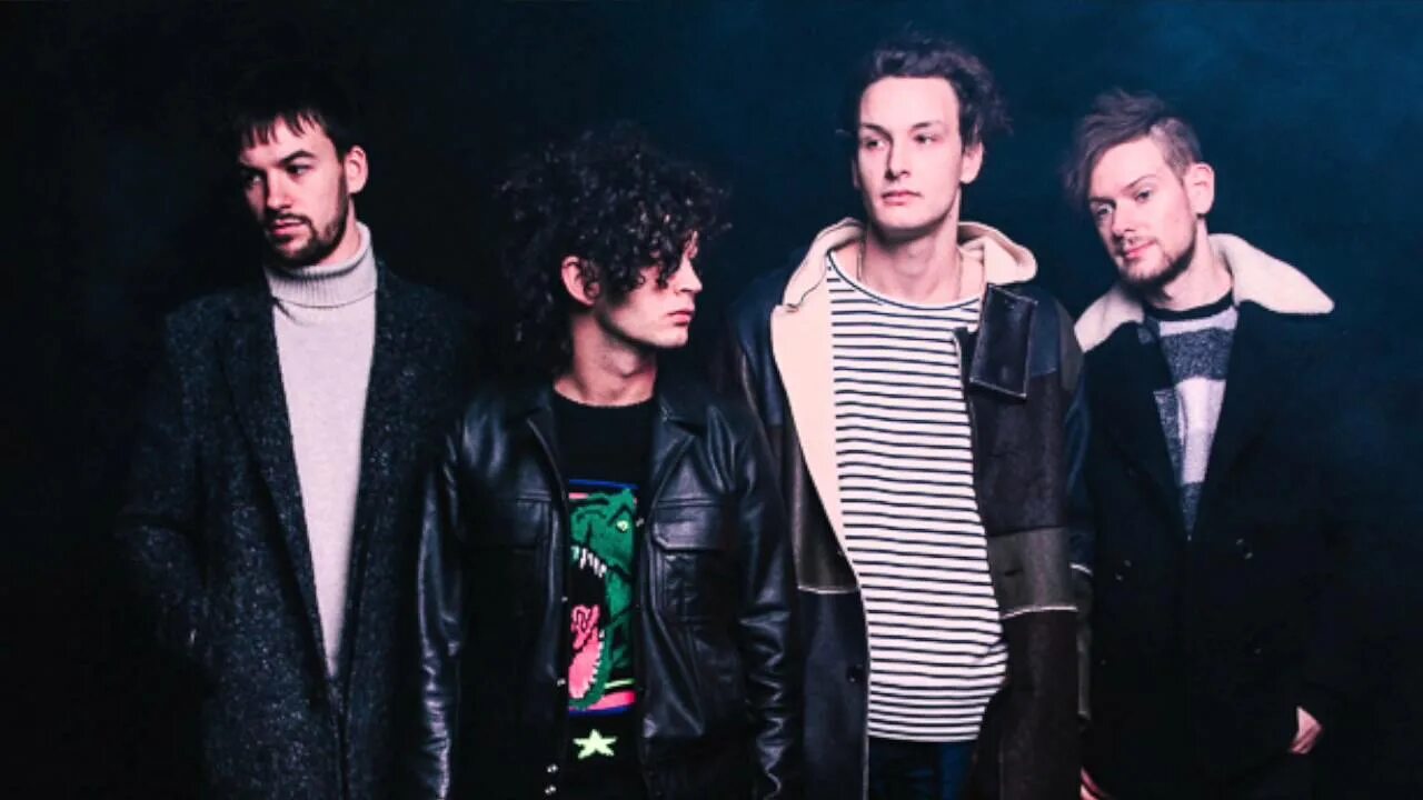 Actually only. Группа the 1975. The 1975 британский музыкальная группа. Группа the 1975 альбомы. Группа the 1975 мерч.