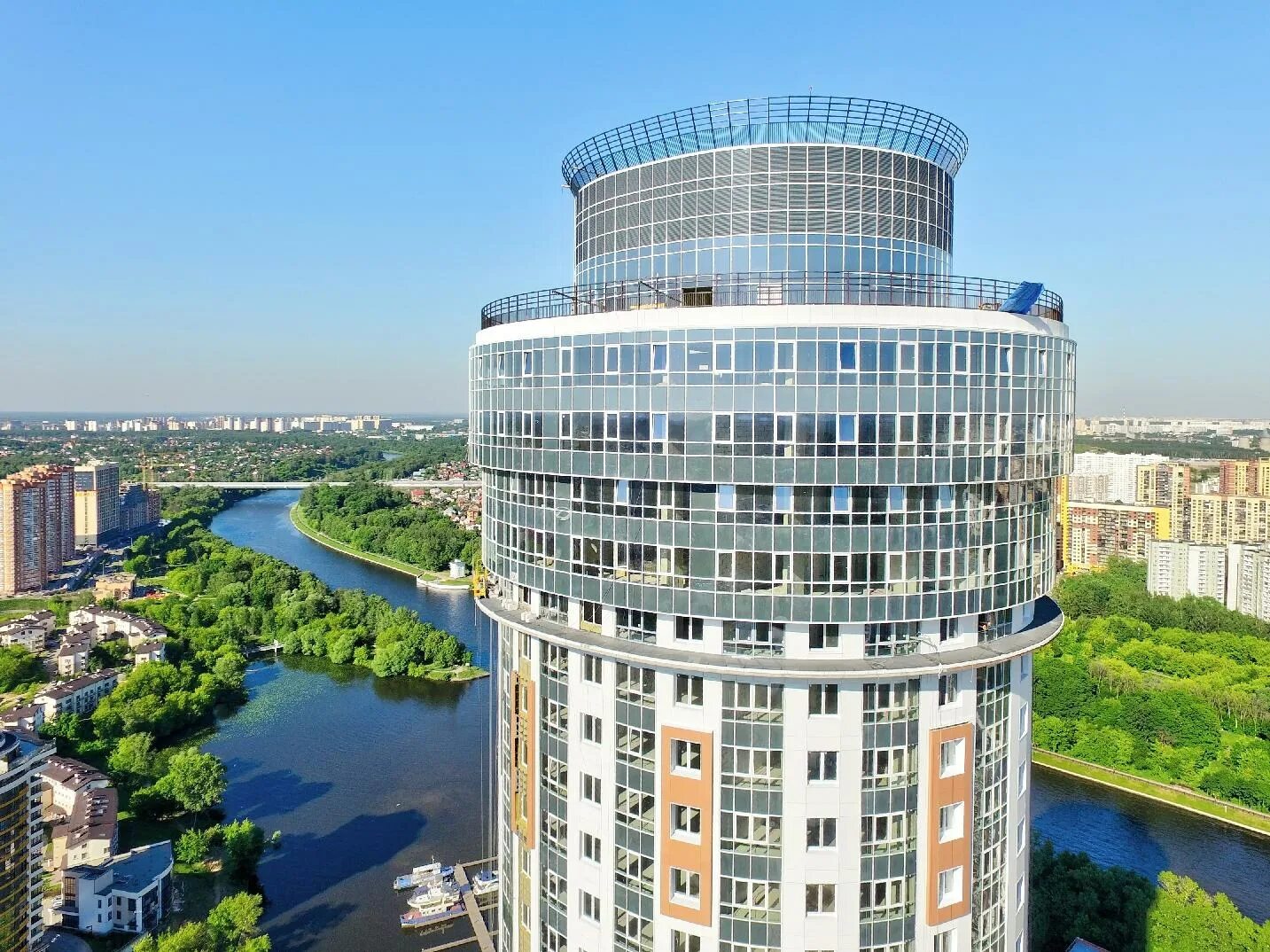 Жк маяк химки 2020. Жилой комплекс маяк москва. Жк правый берег химки. Химки башня жк маяк. Жк маяк москва.