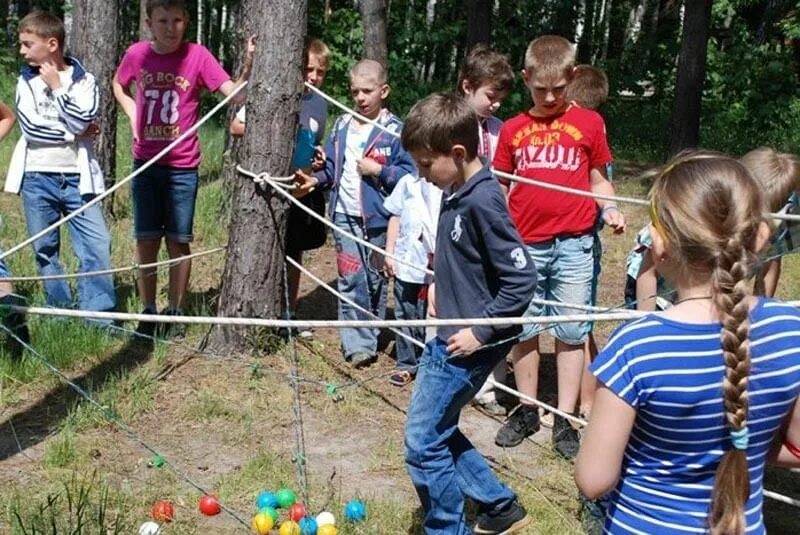 Квест на природе для детей 10 лет. Детские квесты на природе. Детский квест на природе. Тимбилдинг. Игры и конкурсы для детей на улице.