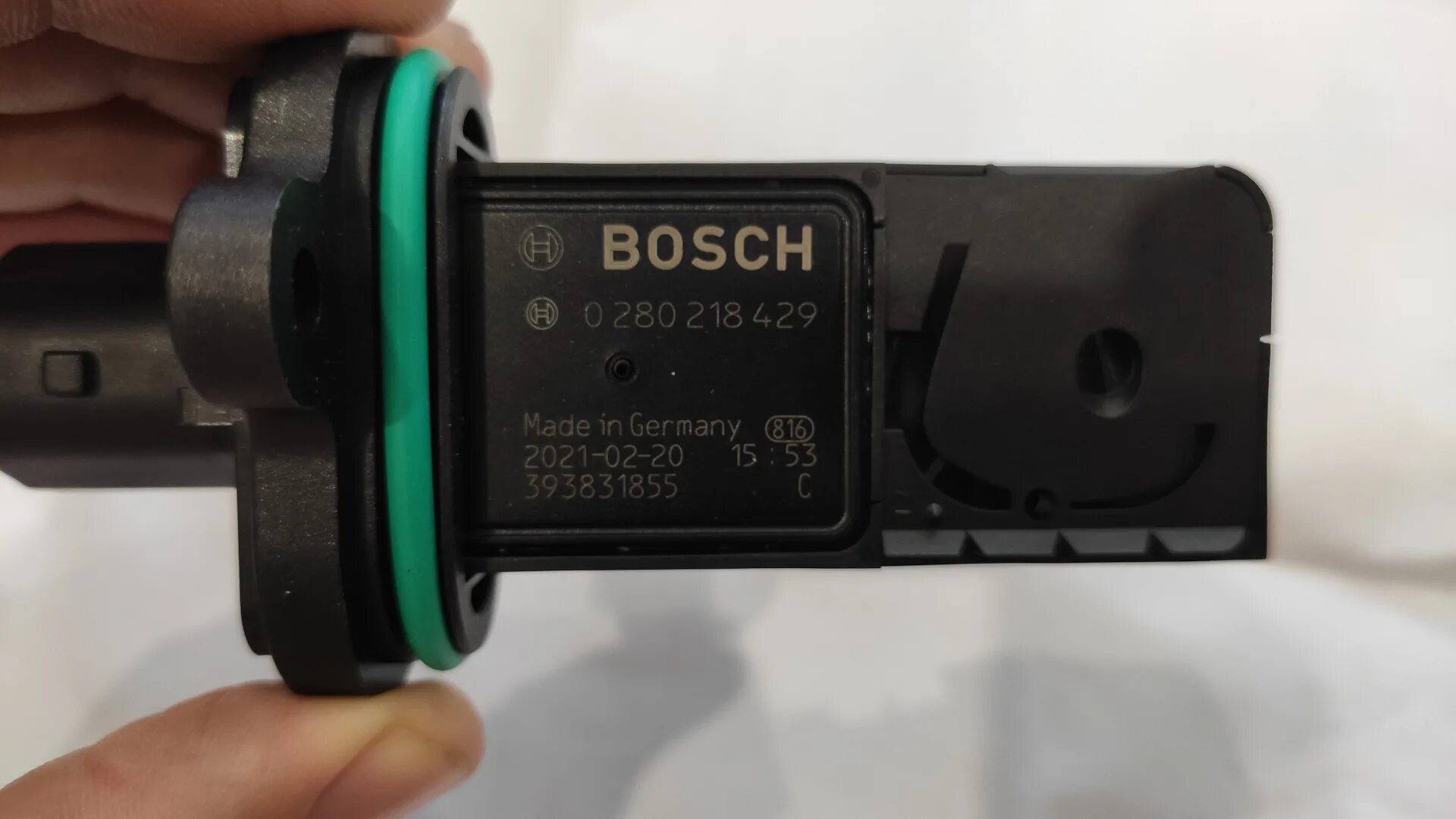 Дмрв датчик отзывы. Bosch 0280218429 Astra j. Датчик массового расхода воздуха Opel Astra. ДМРВ Opel Astra j. 0280218429 Bosch.