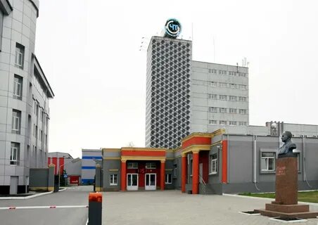 Заводы в ленинском районе