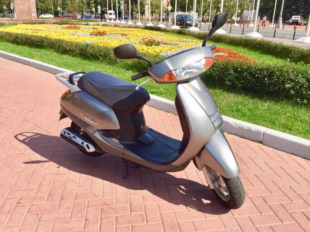 Honda lead 50. Honda lead 50 2005. Скутер Хонда лид 50. Хонда lead 50.