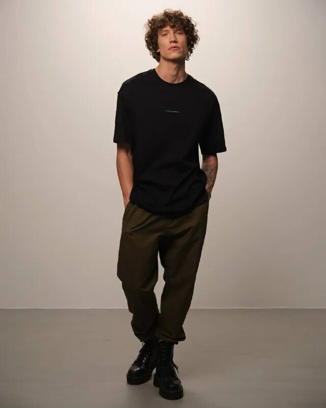 Qwentiny studio одежда. Qwentiny studio одежда. Qwentiny studio одежда. Qwentiny studio футболка. Qwentiny футболка els1810.