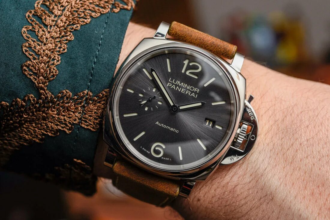 Оригиналы часов панерай. Panerai Luminor. Panerai Luminor due 38. Panerai Luminor due. Panerai 38 mm.