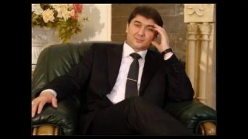 Богатые таджики. Саидмурод Давлатов в Таджикистане. Таджикский бизнесмен Саидмурод. Таджикский бизнесмен Давлатов. Богатые люди Таджикистана.