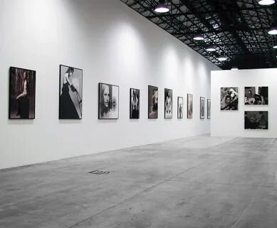 Inez Van Lamsweerde and Vinoodh Matadin exhibition in Florence. 