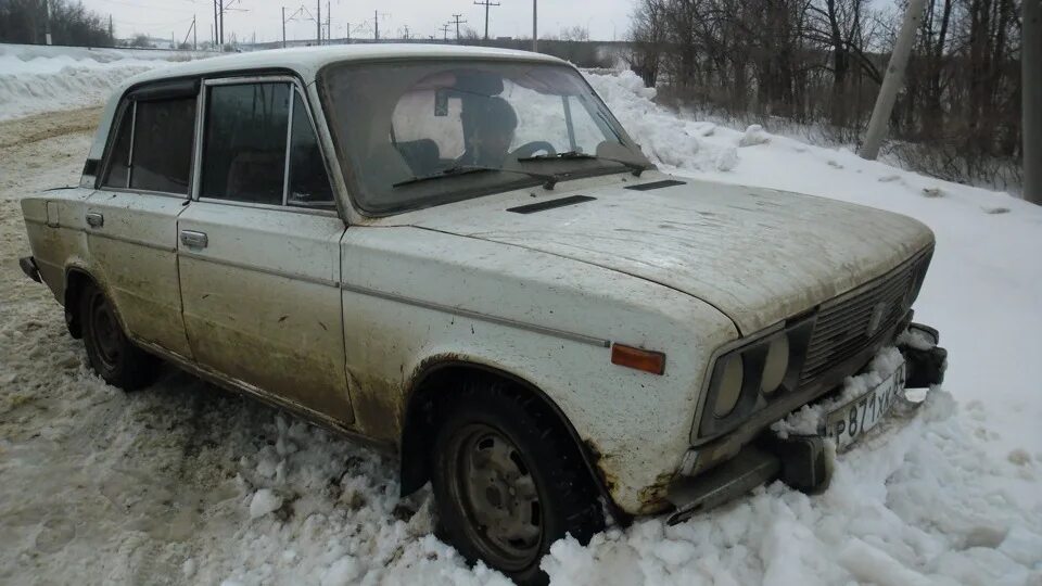 Завели другое дело. Жигули приколы. Меня заводят грязные ругательства. Шутки про жигуль. ВАЗ 2106 Мем.