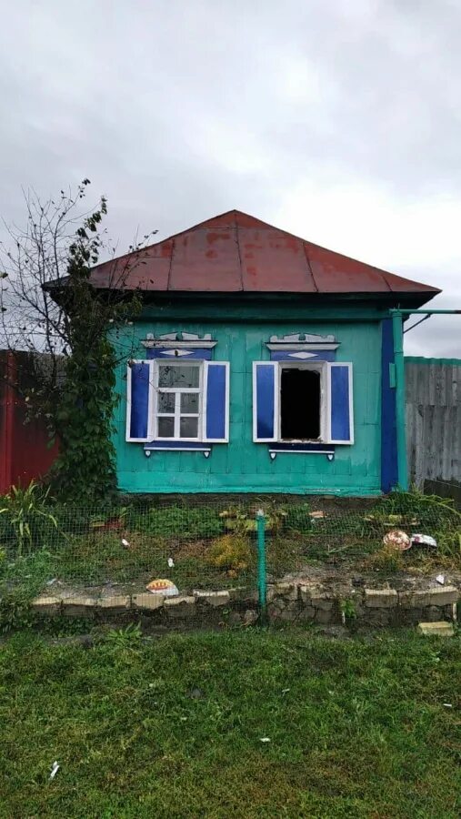 Бесплатные объявления саратовская область самойловке. Дом в Самойловке Саратовская. Сгорел дом Самойловка. Пожар в Самойловке частный дом. Улицы в Самойловке..