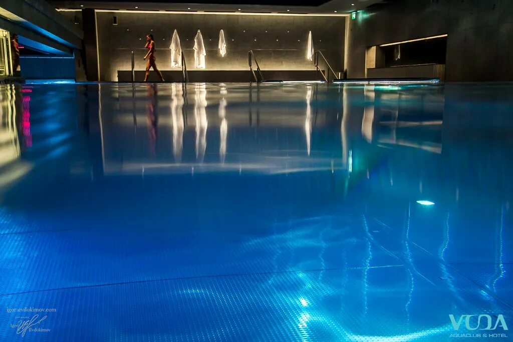 бассейны в приморском