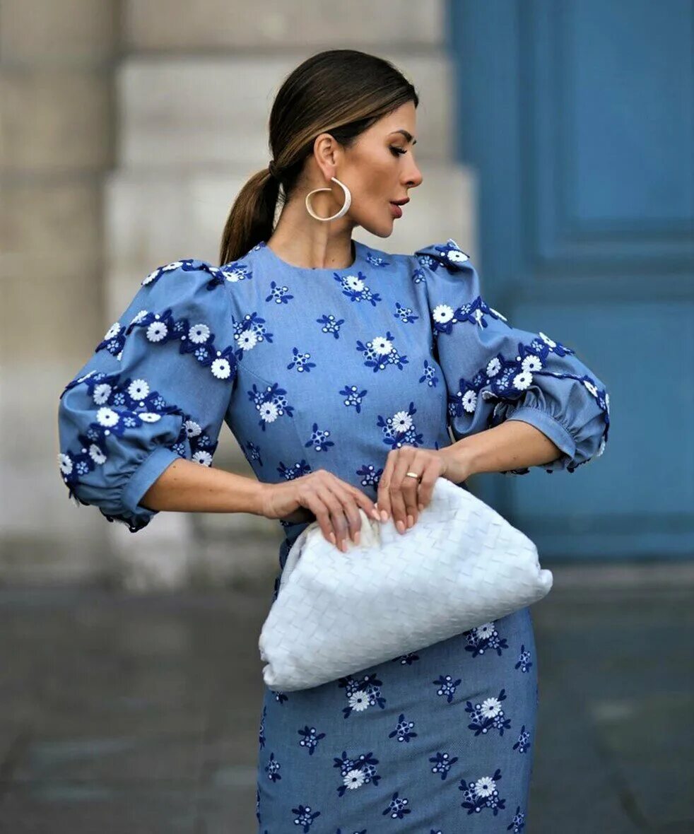 необычные рукава на платье. платье с рукавами. блузка с расклешенными рукавами. какой рукав сейчас в моде. платье с объемными рукавами.