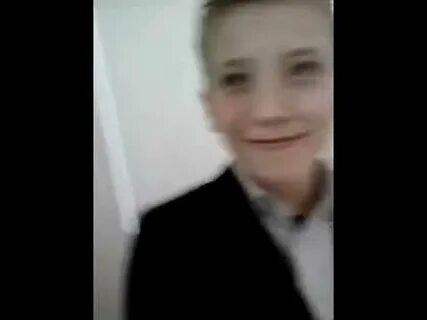 Женя писает