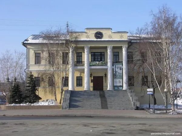 Музей городская дума тюмень фото Путеводитель по России Тюменская область Тюмень