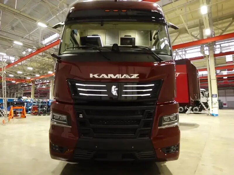 Новый камаз 5490. Новый камаз. Новый камаз 2022 тягач. Камаз тягач 54907. Камаз тягач 54907.