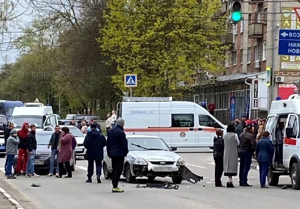 Выкса авария сбил детей. Происшествие в Выксе вчера. Выкса РФ происшествия ДТП.