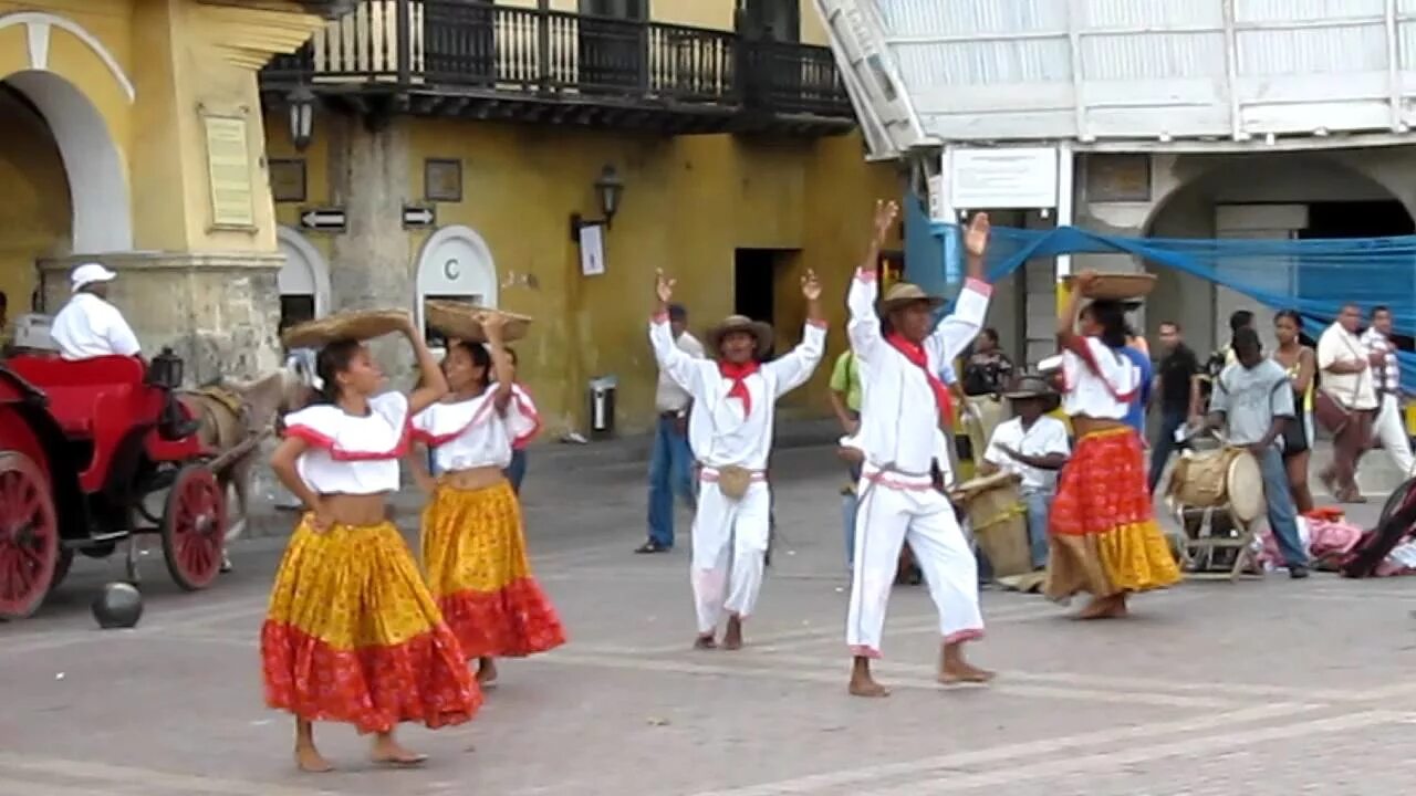 Колумбия музыка. Песня columbian. Колумбия музыка. Плакаты венесуэлы. Колумбийские танцы.