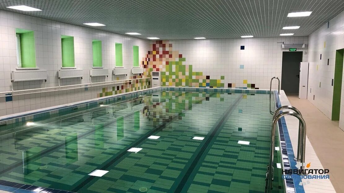 Бассейн спортивный комплекс коломенский. Бассейн миит. Бассейн в школе отзывы. Бассейн в школе отзывы. Современный бассейн в школе.