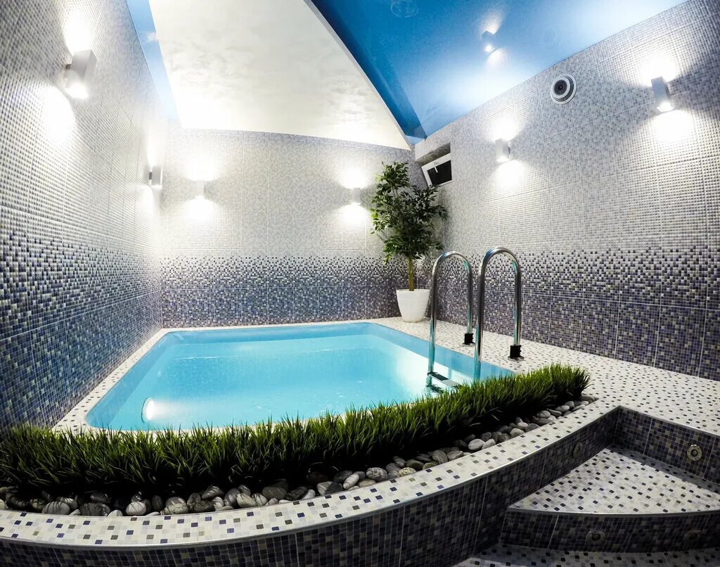 Клуб отель амран. Амран гостиница абхазия. Отель амран гагра абхазия. Отель амран гагра абхазия. Амран отель гагра.