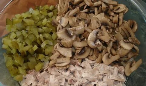Огурцы маринованные с шампиньонами
