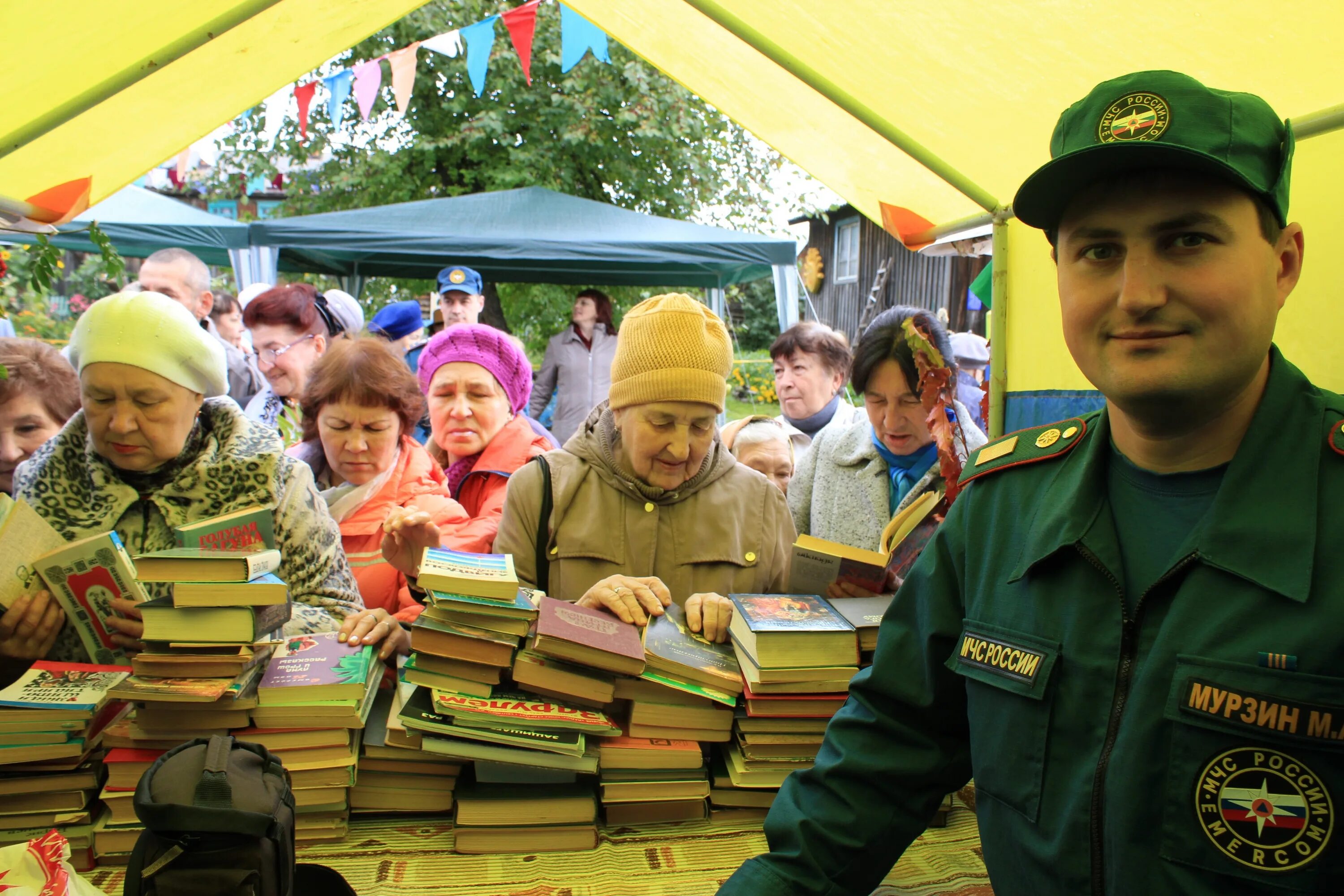 Мебель даром диваны полевской. Ноутбук даром последние объявления в москве. Ноутбук даром последние объявления в москве. 10. Даром ирбит.