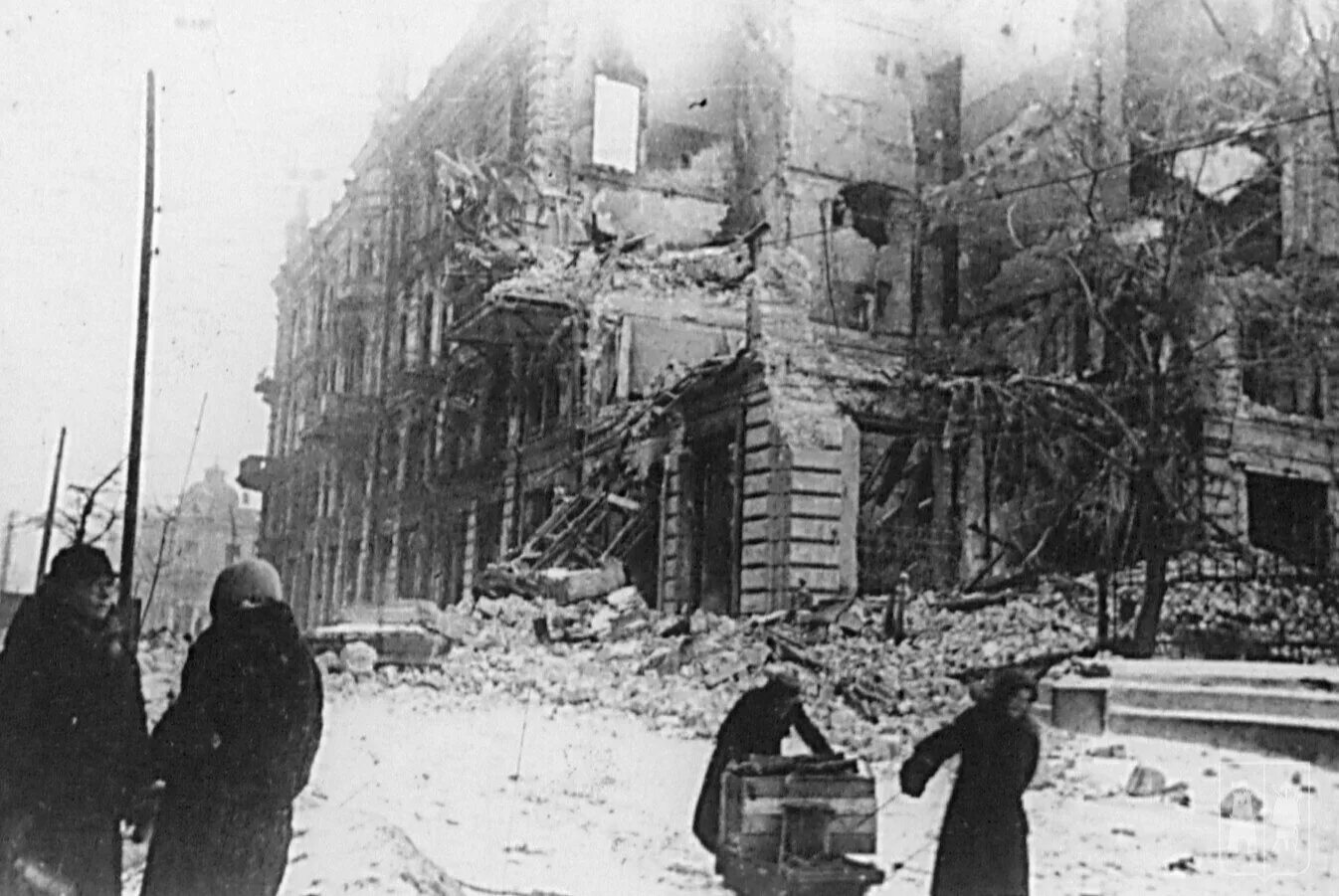 Рост войну. Рост войну. Немцы в ростове на дону 1942. Ростов на дону война 1941 1945. Ростов на дону 2 мировая война.