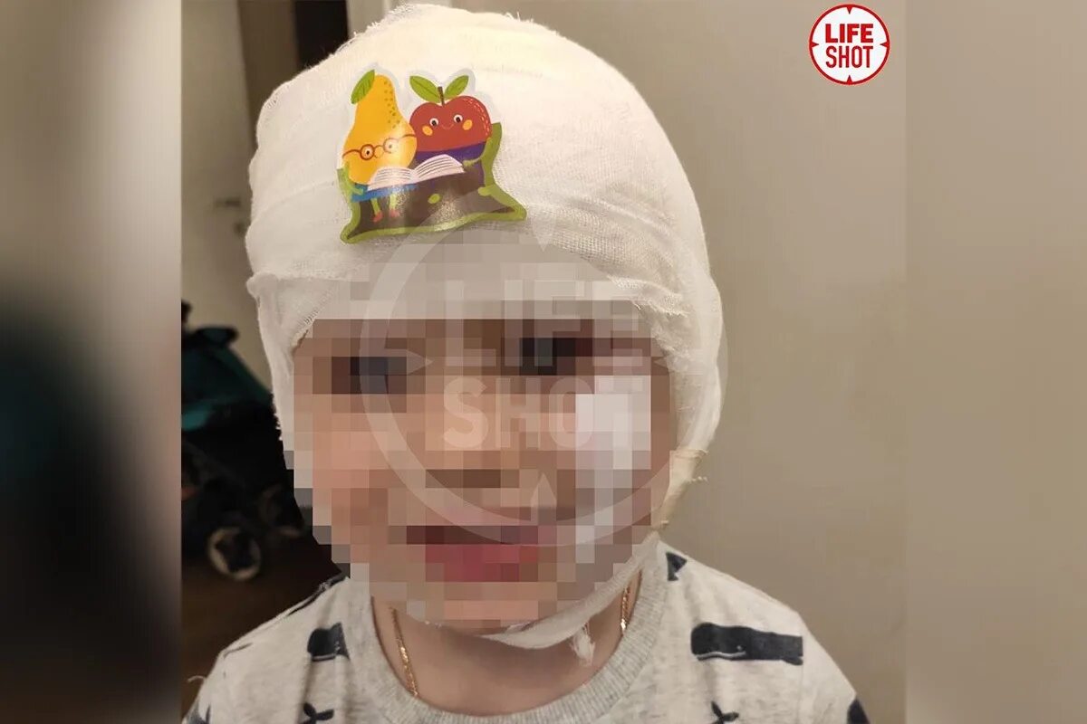 Аниматоры. Аниматор облила ребенка. Детский аниматор. Аниматор облила ребенка. Детские аниматоры.