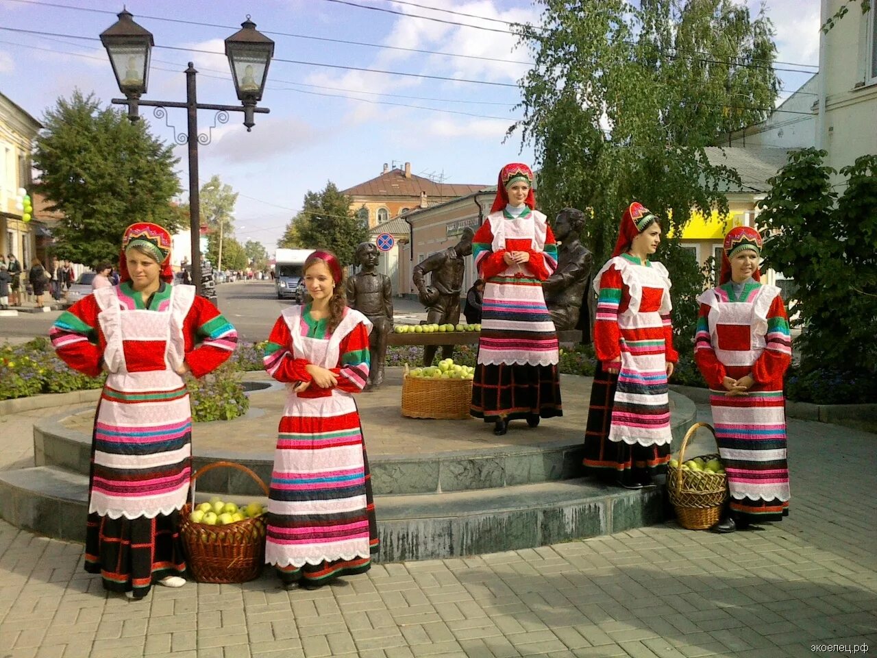 Погода елец дней. Погода Елец. Елецкие традиции. Погода в Ельце сейчас. Погода Елец сегодня.